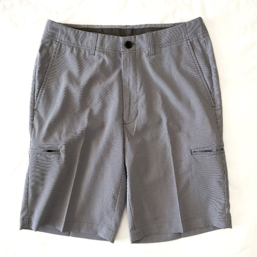 NWOT Lightweight Striped Pleated Short with Pockets Size 32